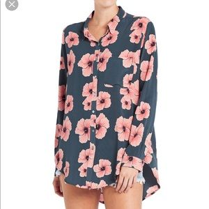 Acacia Milos in Hibiscus